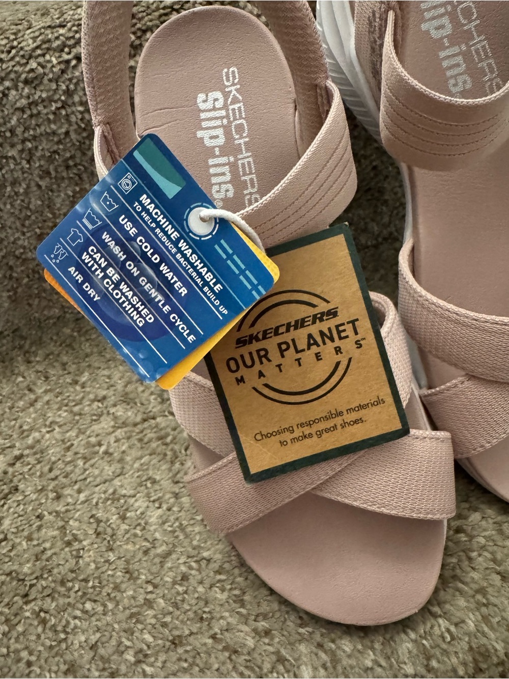 Skechers Women's Hands Free Slip-ins Sandals in blush Size 7 - NWT - Picture 4 of 6
